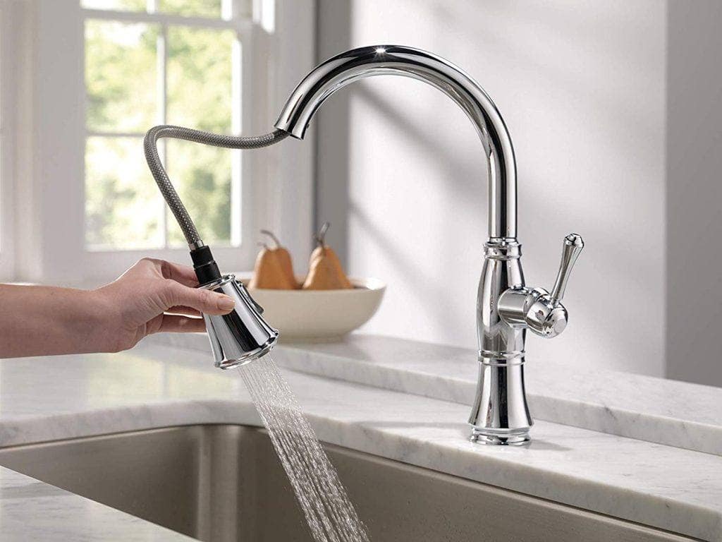 Delta Faucet Cassidy Single-Handle Kitchen Sink Faucet 9197-DST